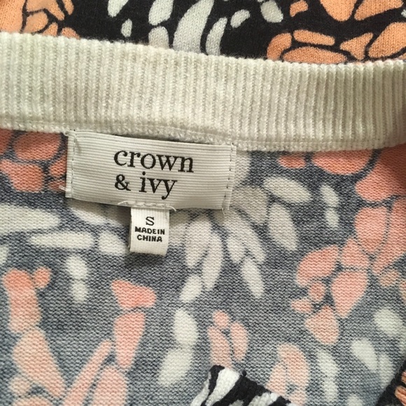 Crown & Ivy Mosaic Elephant Cardigan S FREE SHIP - Picture 2 of 5